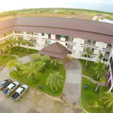 สุโขทัย พรเจริญ รีสอร์ต แอนด์ สปา Hotel Kong Krailat ภายนอก รูปภาพ