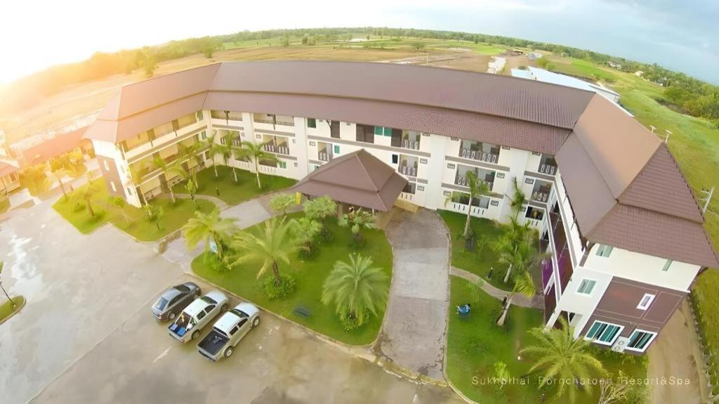 สุโขทัย พรเจริญ รีสอร์ต แอนด์ สปา Hotel Kong Krailat ภายนอก รูปภาพ